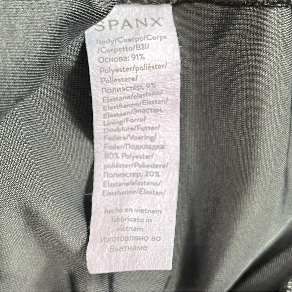 Spanx | Women Medium | Black Velvet High Waisted Sculpting Leggings - Picture 8 of 8